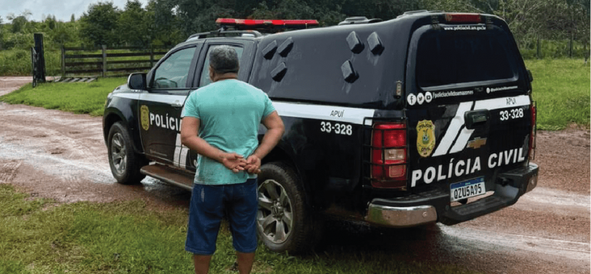 A Polícia Civil do Amazonas (PC-AM), por meio da 71ª Delegacia Interativa de Polícia (DIP) de Apuí (a 453 quilômetros de Manaus), prendeu na segunda-feira (03), um homem, de 46 anos, pelos crimes de cárcere privado, stalking, violência psicológica, estupro qualificado, lesão corporal, fotografar cenas de nudez de uma adolescente e fornecer bebida alcoólica à menor. Os crimes foram praticados contra sua companheira, de 44 anos, e a neta dela, uma adolescente de 14 anos.