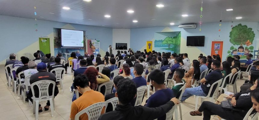 Após realizar ações em 16 municípios do interior do estado, o Programa Sefaz em Ação agora desembarca em Apuí (a 453 quilômetros de Manaus). De 29 a 31 de julho, o Programa implementado pelo Governo do Estado, por meio da Secretaria de Estado da Fazenda (Sefaz-AM), realiza uma série de ações com o objetivo de fortalecer os laços da secretaria com a população, o poder público e o setor produtivo no interior do estado.